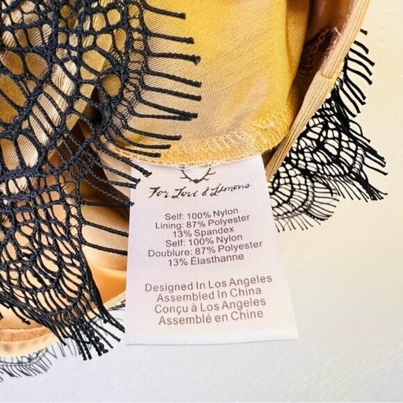 For Love and Lemons Lace Layered Skirt Medium - Picture 6 of 10